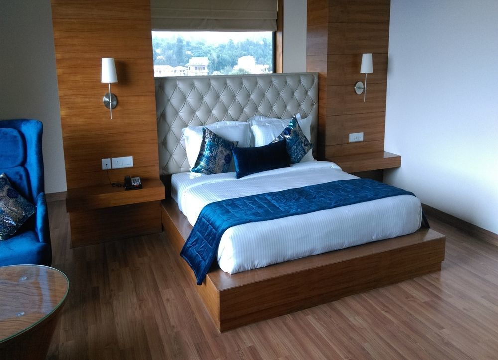 Rs Sarovar Portico Pālampur Extérieur photo