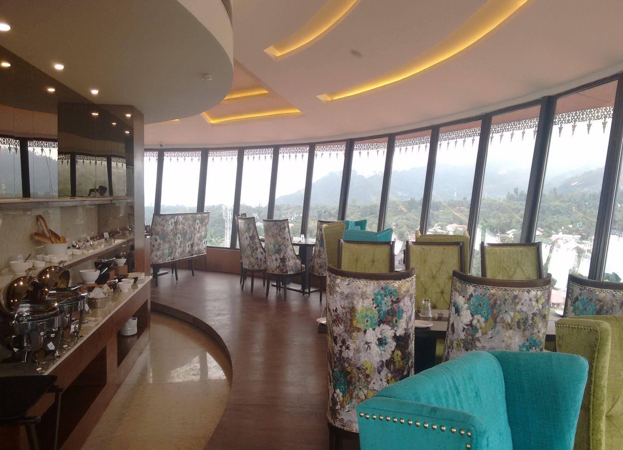 Rs Sarovar Portico Pālampur Extérieur photo